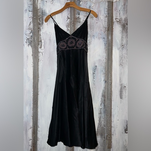 Betsey Johnson Dresses & Skirts - Betsey Johnson Vintage Y2K Black Beaded Flare Silk Flowy 90’s Dress